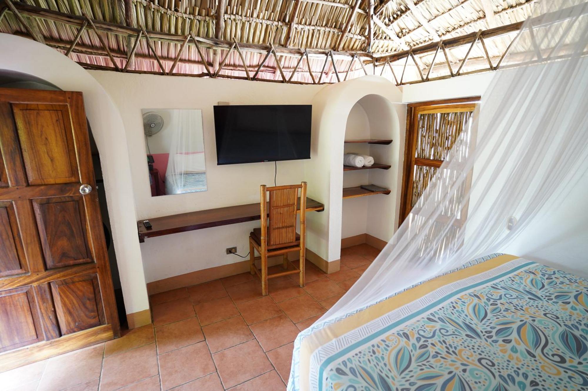 Hotel Mariposa León エクステリア 写真