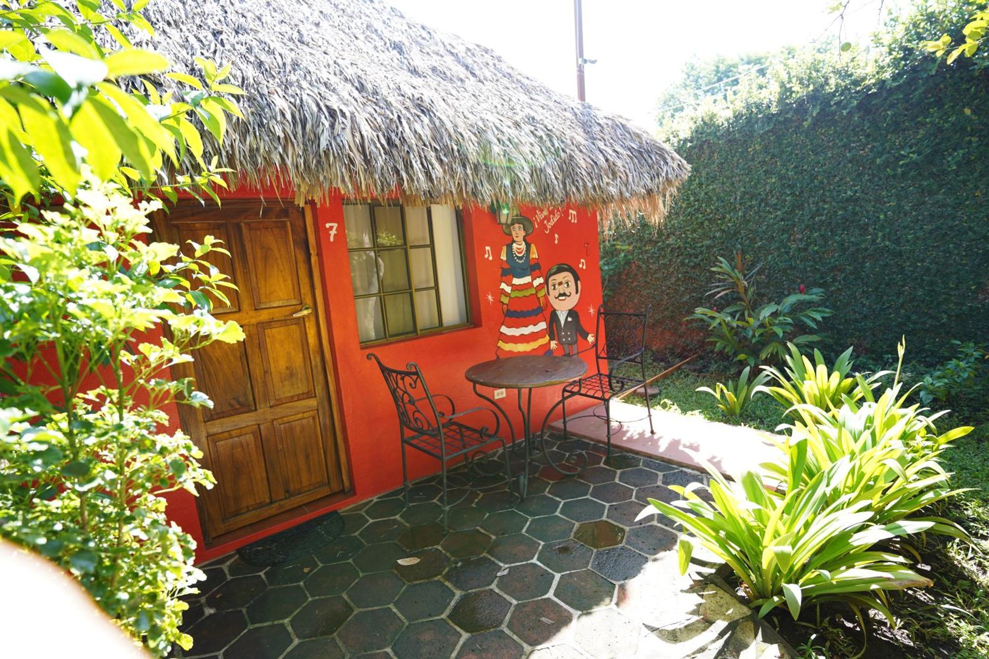 Hotel Mariposa León エクステリア 写真
