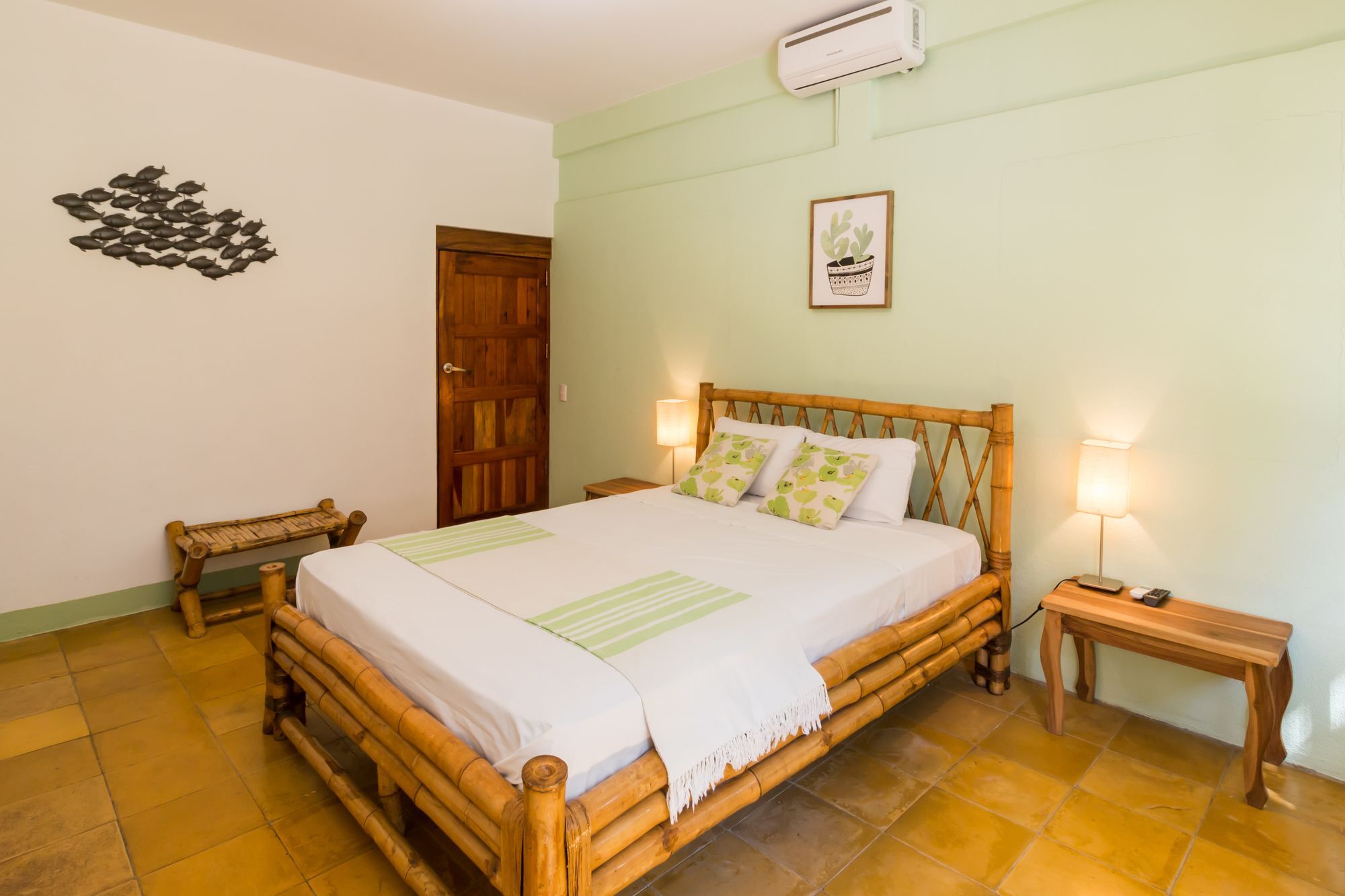 Hotel Mariposa León エクステリア 写真