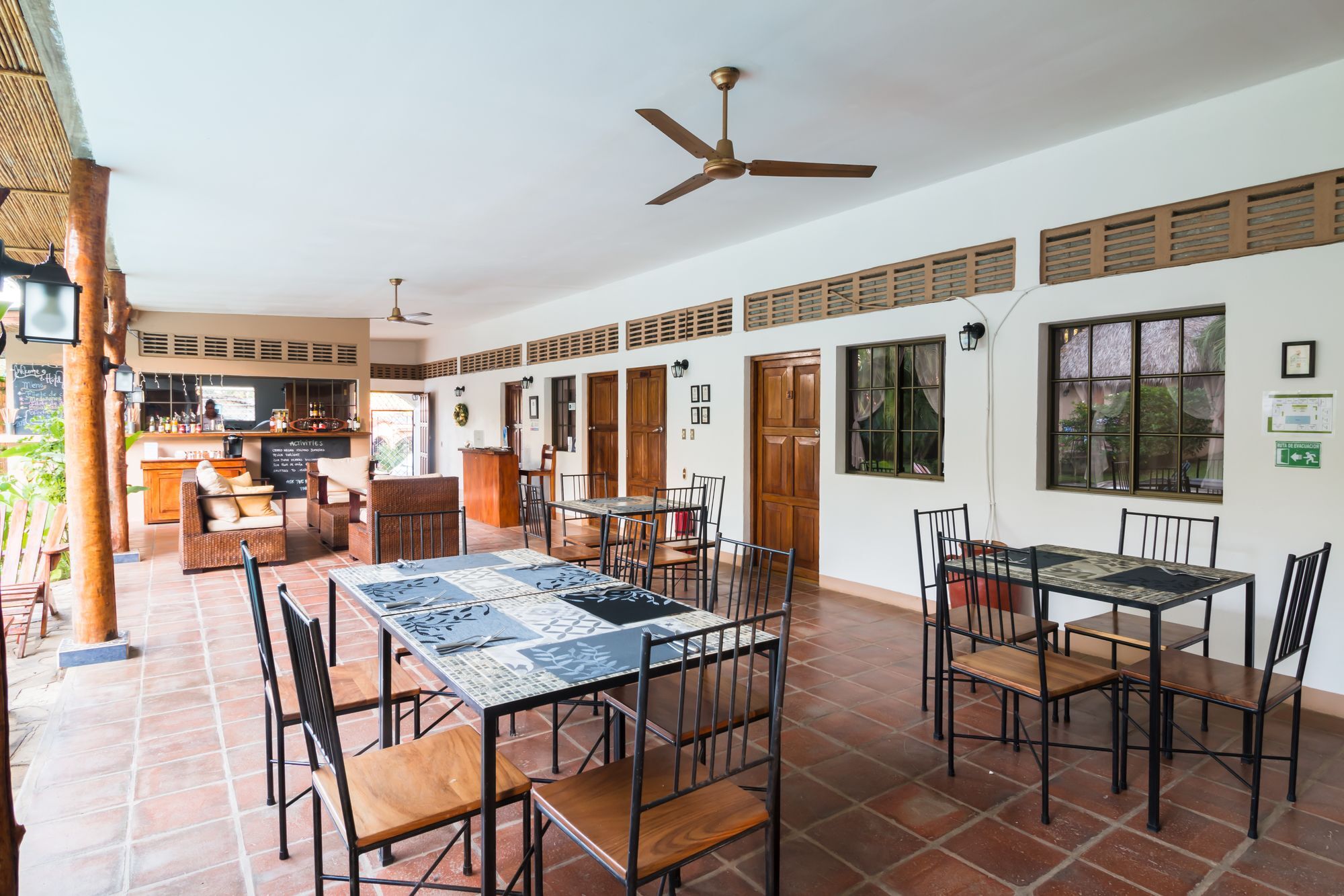 Hotel Mariposa León エクステリア 写真